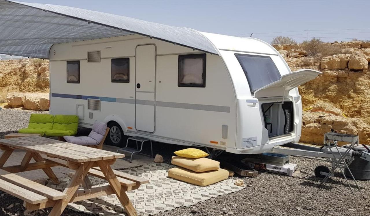 Itav Bateva Caravans - ייטב בטבע קרוואנים Mitzpe Ramon Buitenkant foto