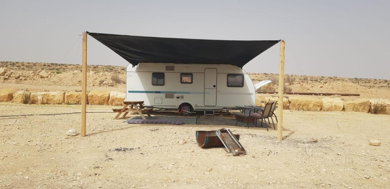 Itav Bateva Caravans - ייטב בטבע קרוואנים Mitzpe Ramon Buitenkant foto